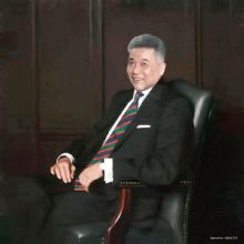 ������ѧ�ҡ�����һ�ǹ�ѫ����ߣ��˼��ȣ�����